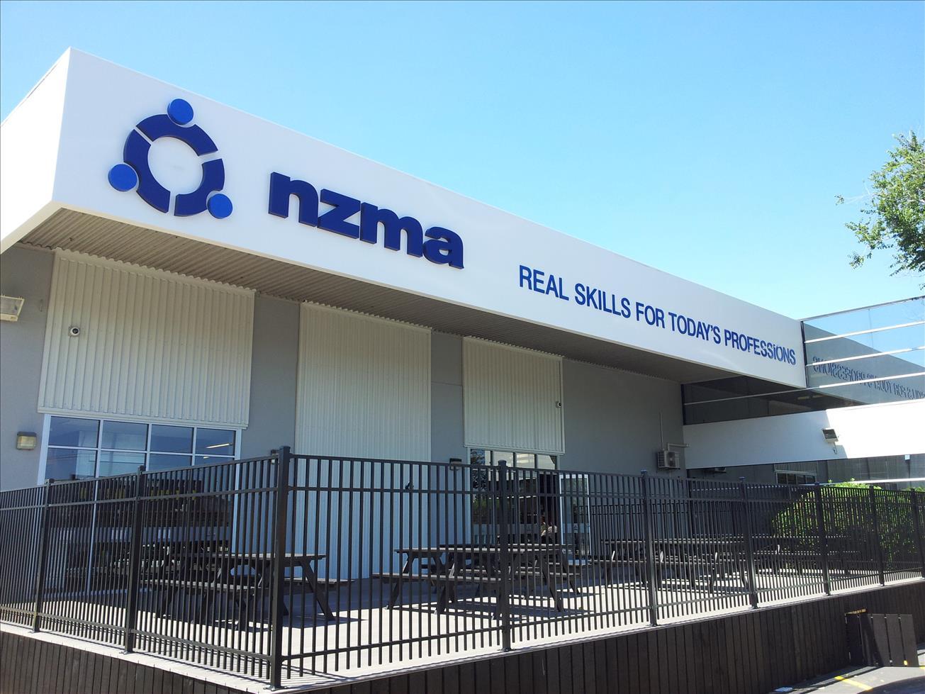 Học viện NZMA