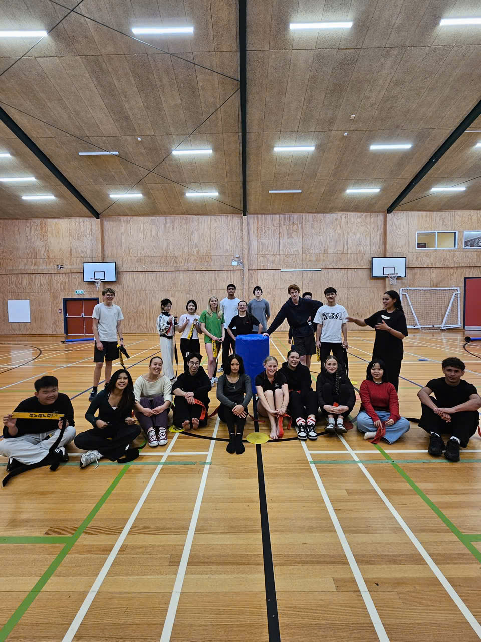 Học sinh New Zealand chơi Tapu Ae cùng bạn bè quốc tế